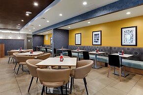 Holiday Inn Mobile - Airport by IHG