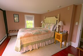 The Ballard House Inn