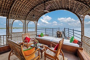 Kumarakom Lake Resort