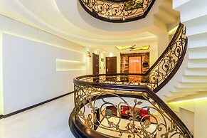 Hotel Grand Godwin