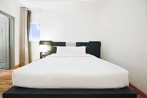 A&EM - The Petit Hotel