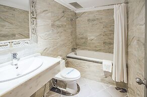 A&EM - The Petit Hotel