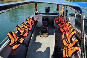 Sari Pacifica Hotel, Resort & Spa Lang Tengah