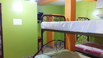 Hotel Eloy Alfaro - Hostel