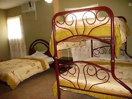 Hotel Eloy Alfaro - Hostel