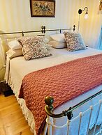 The Buttonwood Inn on Mt. Surprise