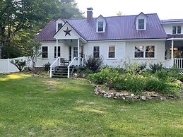 The Buttonwood Inn on Mt. Surprise