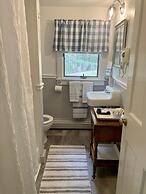 The Buttonwood Inn on Mt. Surprise