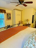 The Buttonwood Inn on Mt. Surprise