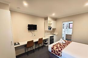 The Coachman Motel & Units