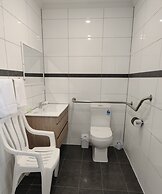 The Coachman Motel & Units