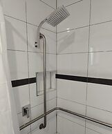 The Coachman Motel & Units