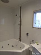 The Coachman Motel & Units