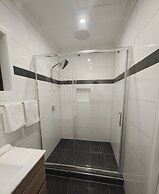 The Coachman Motel & Units