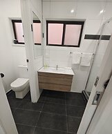 The Coachman Motel & Units