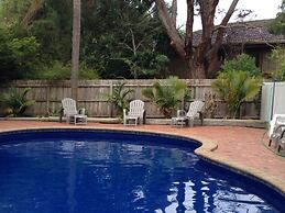 The Coachman Motel & Units