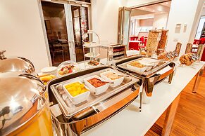 Mantra Charles Hotel Launceston