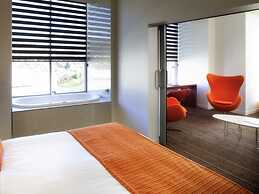Mantra Charles Hotel Launceston
