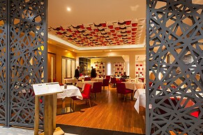 Mantra Charles Hotel Launceston