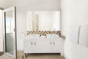 Mantra Charles Hotel Launceston