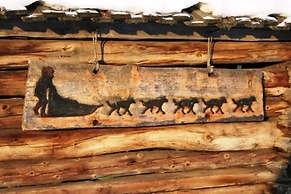 Engholm Husky Design Lodge