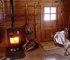 Engholm Husky Design Lodge