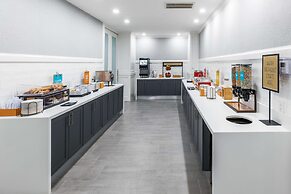 Hampton Inn & Suites Dallas I-30 Cockrell Hill