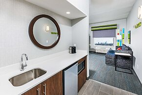 Hampton Inn & Suites Dallas I-30 Cockrell Hill