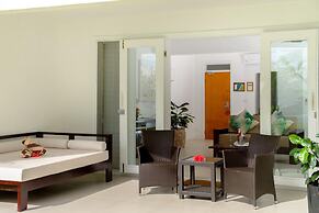 Lomani Island Resort - Adults Only