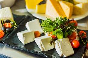 Brown Red Sea (Central Park)