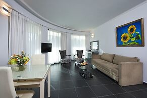 Brown Red Sea (Central Park)