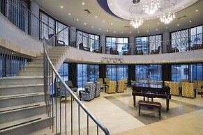 Brown Red Sea (Central Park)