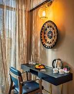 Brown Red Sea (Central Park)