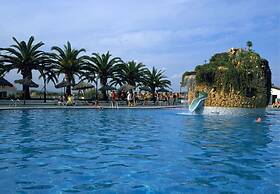 Aparthotel Acualandia