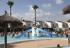 Aparthotel Acualandia