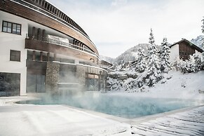 Hotel Granbaita Dolomites