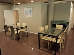 Ambassador Suites Antwerp