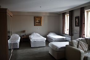 Ambassador Suites Antwerp