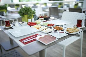 Ascot Hotel Buyukada