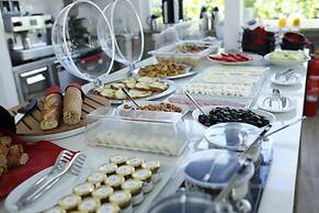 Ascot Hotel Buyukada