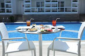 Ascot Hotel Buyukada
