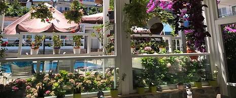 Ascot Hotel Buyukada