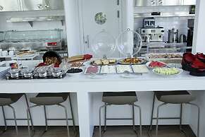 Ascot Hotel Buyukada