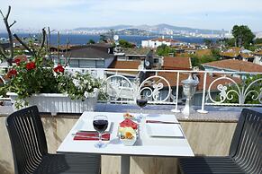 Ascot Hotel Buyukada