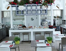 Ascot Hotel Buyukada