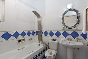 Romantica Beach Villas