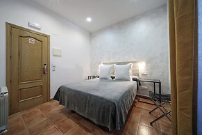 Hostal Las Fuentes - Adults Only