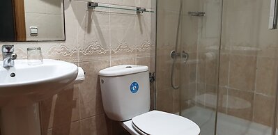 Hostal Las Fuentes - Adults Only