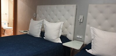 Hostal Las Fuentes - Adults Only