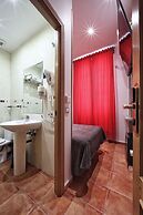 Hostal Las Fuentes - Adults Only